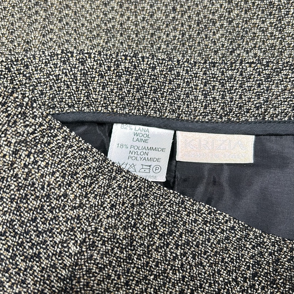 Boss Babe, KRIZIA skirt!! - Picture 6 of 11